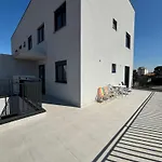 Condominio Ipe Roxo
